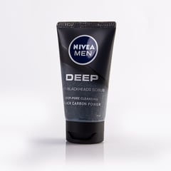 NIVEA SCRUBFOR MEN BLACKHEADS 7