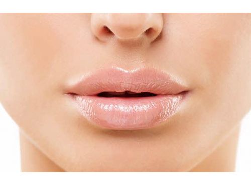 العناية بالشفاه